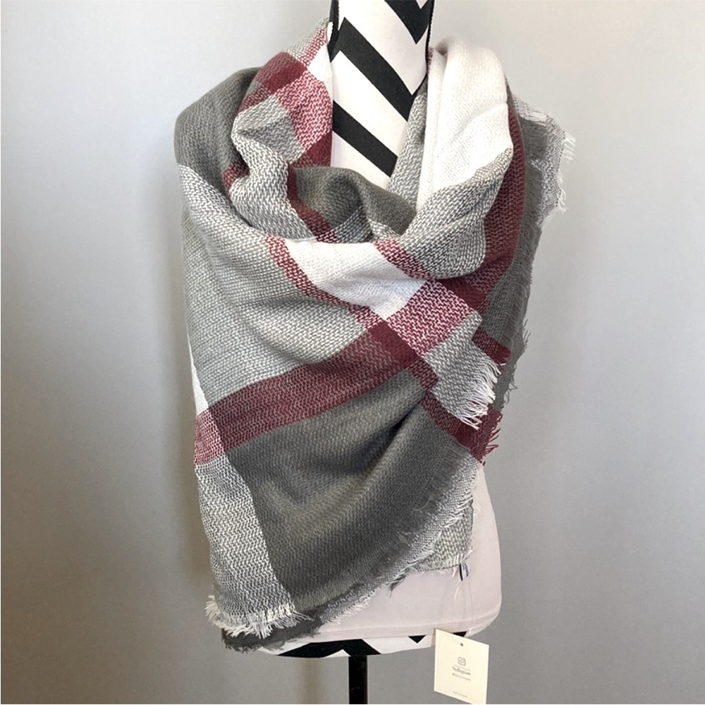 Plaid Blanket Scarf/Wrap - Picture 3 of 5